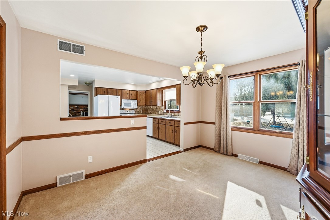 139 Roche Way Youngstown, OH 44512 - Photo 6 of 31 Gallery Image 6