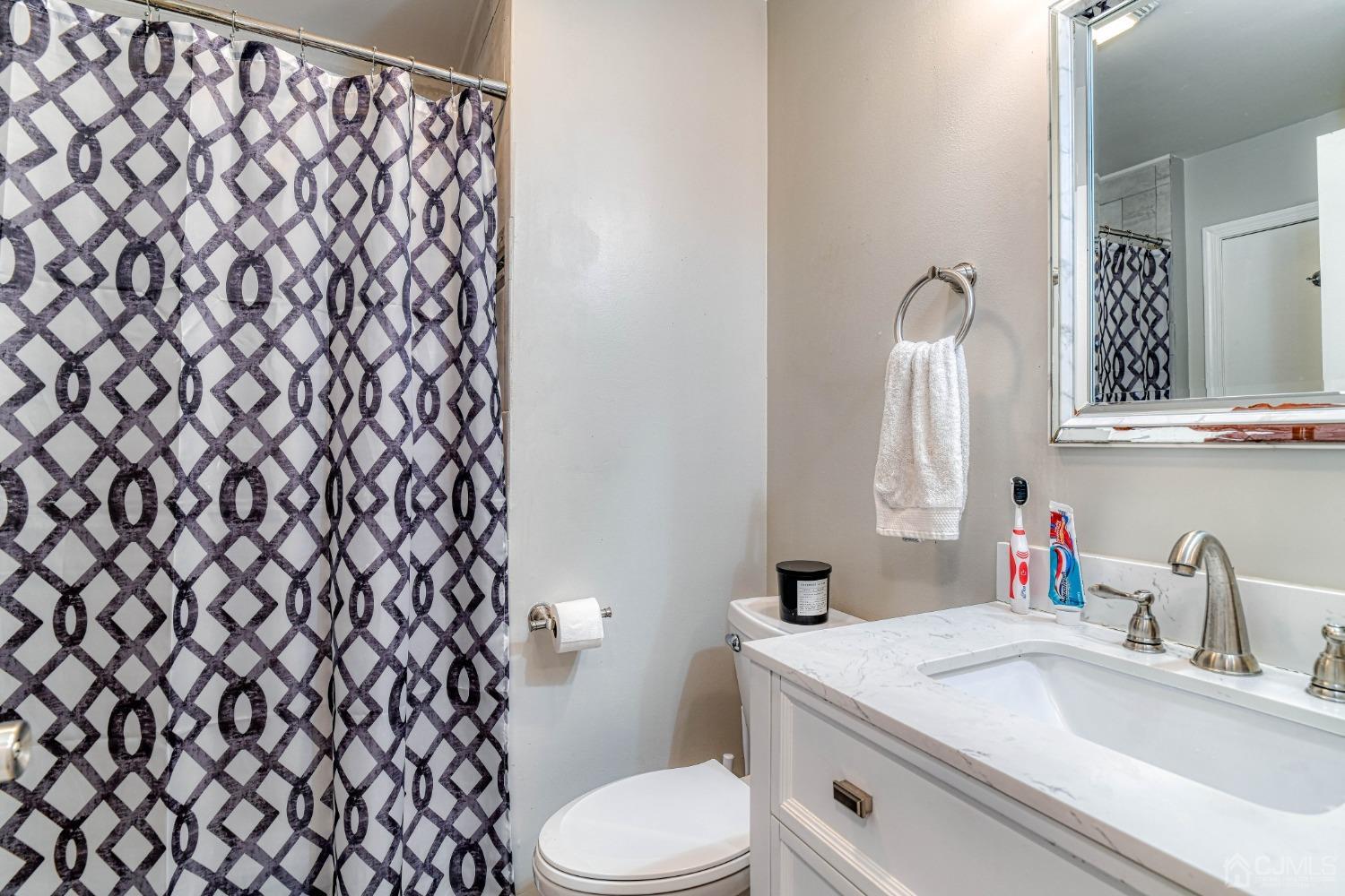 1027 Edpas Road New Brunswick, NJ 08901 - Photo 11 of 19 Gallery Image 11