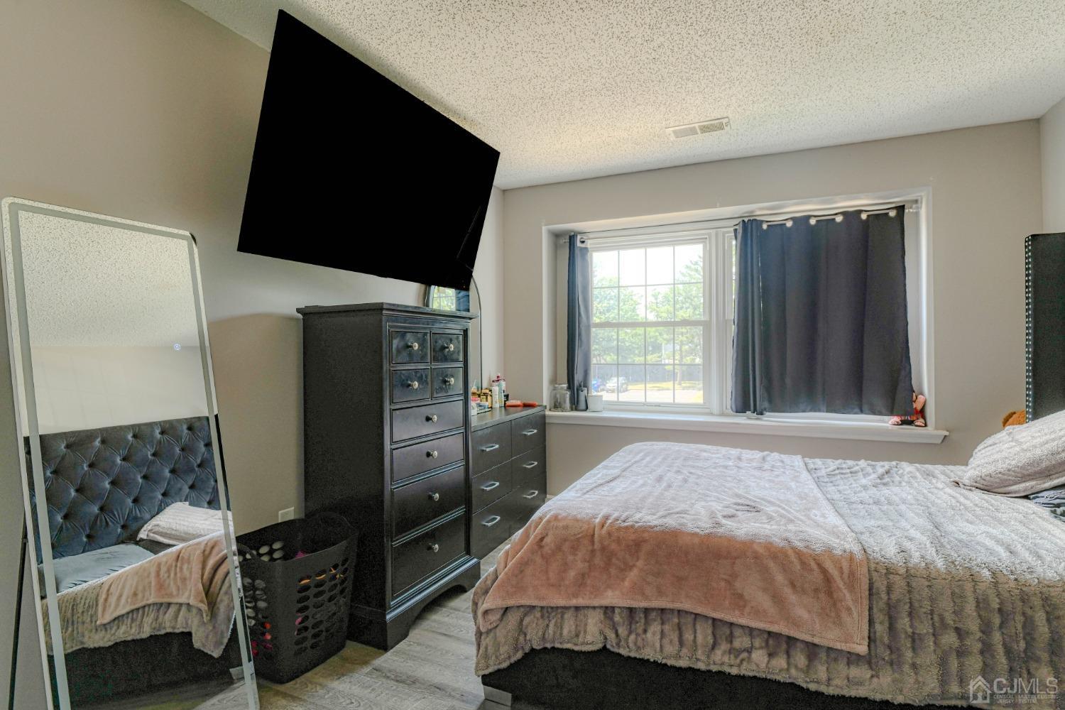 1027 Edpas Road New Brunswick, NJ 08901 - Photo 9 of 19 Gallery Image 9