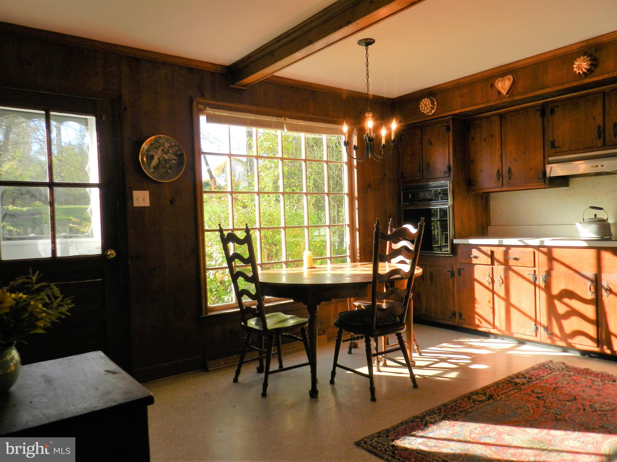 722 Hillview Road Malvern, PA 19355 - Photo 16 of 49 Afternoon sun in country Kitchen