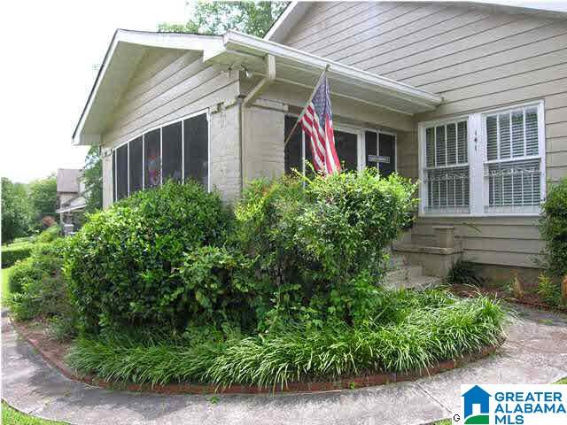 141 Hawthorne Road East Birmingham, AL 35209 - Photo 2 of 26