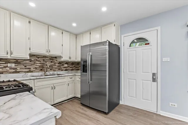 $234,900 | 18120 Versailles Lane, Hazel Crest, IL 60429