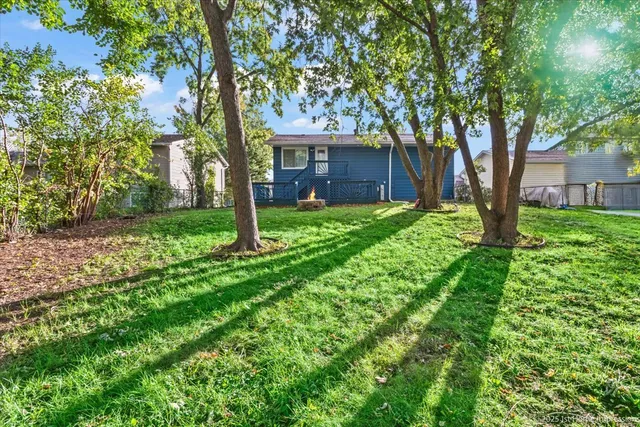 $234,900 | 18120 Versailles Lane, Hazel Crest, IL 60429