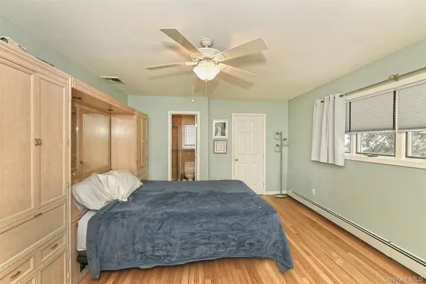 $1,199,999 | 1968 Cynthia Lane, Merrick, NY 11566