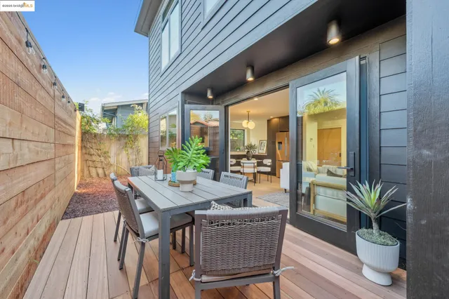 $995,000 | 1516 A Blake Street, Berkeley, CA 94703