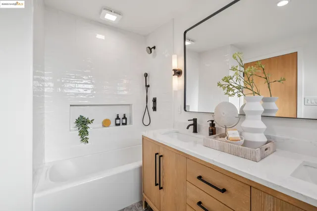 $995,000 | 1516 A Blake Street, Berkeley, CA 94703