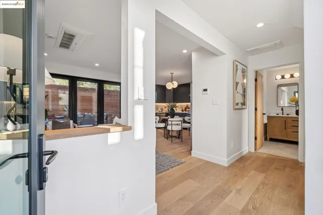 $995,000 | 1516 A Blake Street, Berkeley, CA 94703