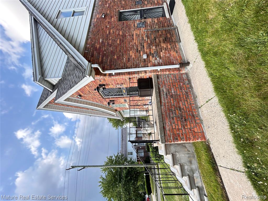 20186 Gardendale Street, Unit 2 Detroit, MI 48221 - Photo 8 of 36