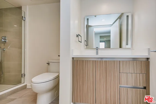 $5,200 | 328 North Maple Drive, Unit 202, Beverly Hills, CA 90210