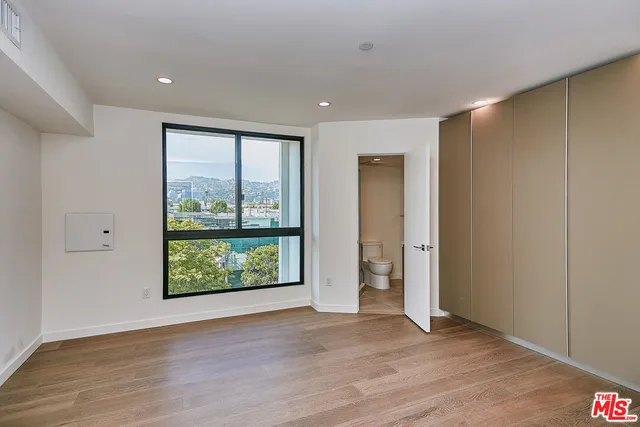 $5,200 | 328 North Maple Drive, Unit 202, Beverly Hills, CA 90210