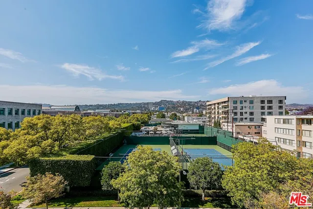 $5,200 | 328 North Maple Drive, Unit 202, Beverly Hills, CA 90210