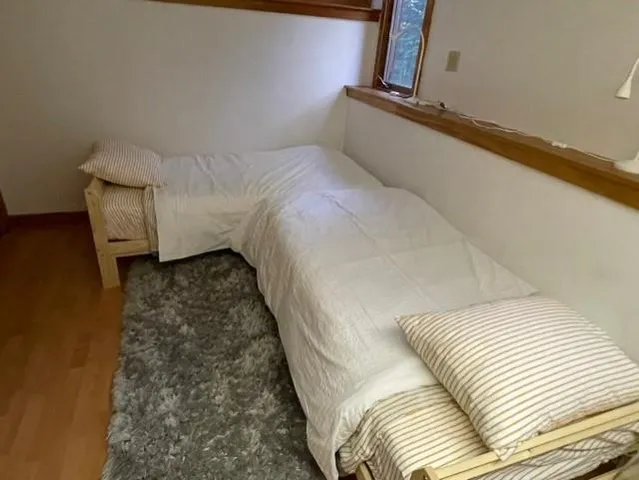 $2,250 | 4 Morning Hollow Lane, Grantham, NH 03753