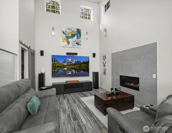$4,125,000 | 3828 West Lake Sammamish Parkway Southeast, Bellevue, WA 98008