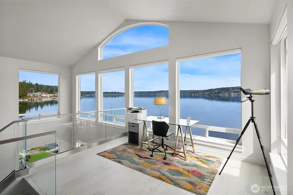 $4,125,000 | 3828 West Lake Sammamish Parkway Southeast, Bellevue, WA 98008