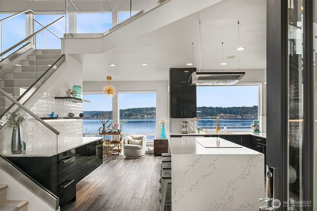 $4,000,000 | 3828 West Lake Sammamish Parkway Southeast, Bellevue, WA 98008
