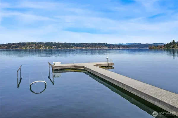 $4,125,000 | 3828 West Lake Sammamish Parkway Southeast, Bellevue, WA 98008
