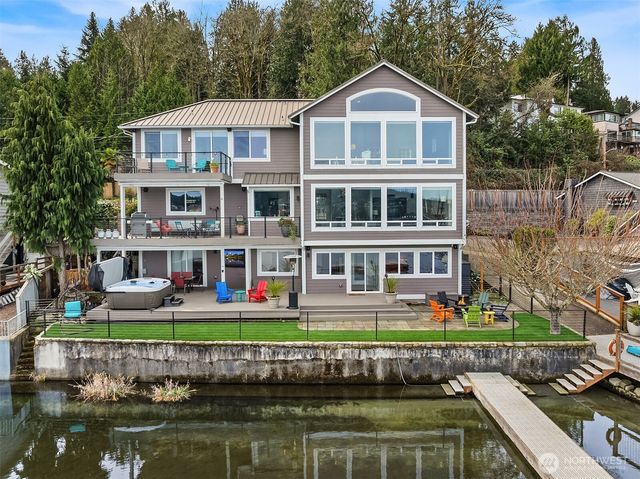 $4,000,000 | 3828 West Lake Sammamish Parkway Southeast, Bellevue, WA 98008