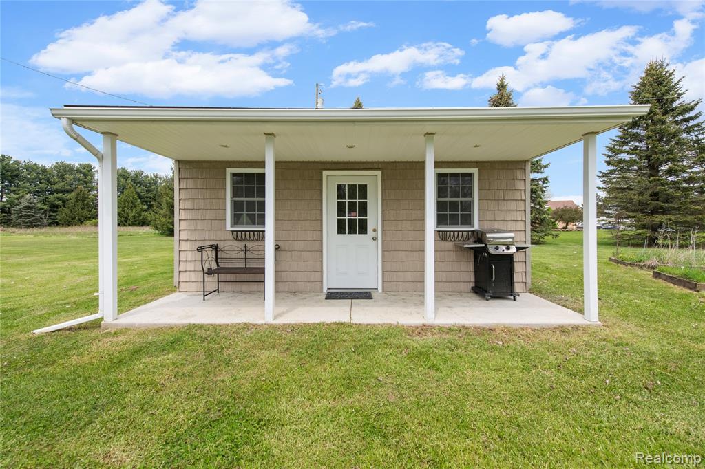 2209 Berville Road Allenton, MI 48002 - Photo 25 of 44