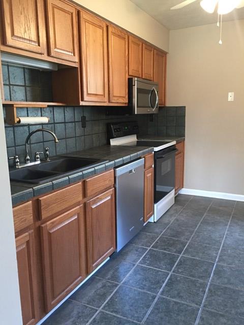 4251 Reese Road Columbus, GA 31907 - Photo 6 of 24 kitchen