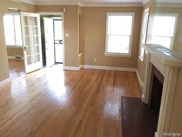 15744 Ferguson Street Detroit, MI 48227 - Photo 3 of 10