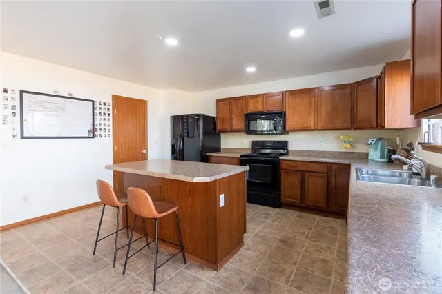 $465,000 | 20202 48th Avenue East, Spanaway, WA 98387