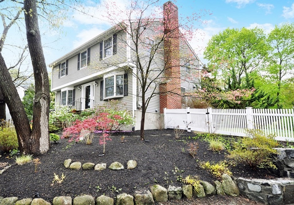 34 Shawnee Road Arlington, MA 02476 - Photo 1 of 42 Gallery Image 1