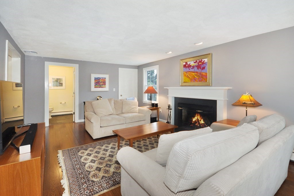 34 Shawnee Road Arlington, MA 02476 - Photo 4 of 42 Gallery Image 4