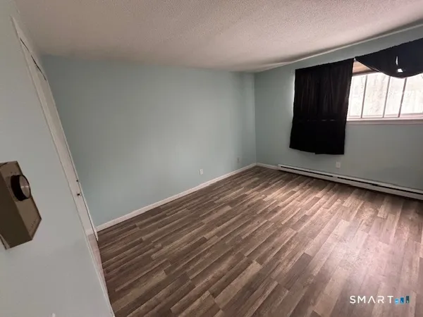 $1,550 | 9 Kent Court, Unit 1, Ashford, CT 06278