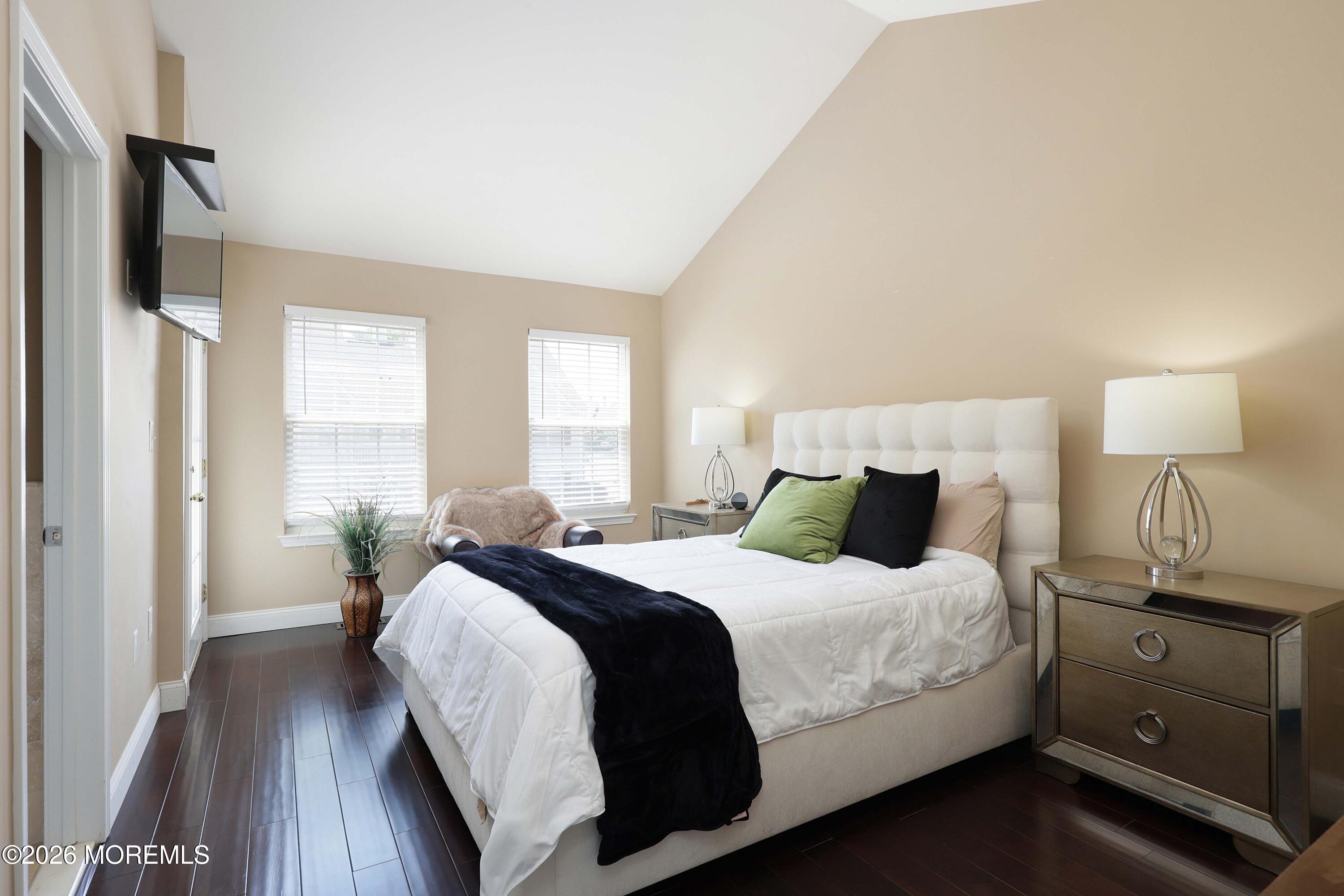 3 Oxford Road, Unit 328 Holmdel, NJ 07733 - Photo 19 of 25 758A5744