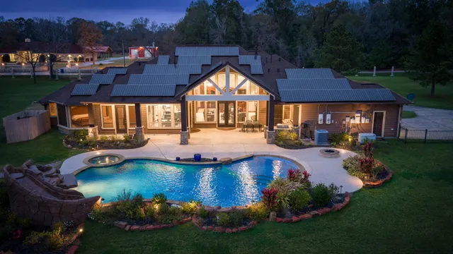 $1,395,000 | 11009 Darby Loop, Conroe, TX 77385