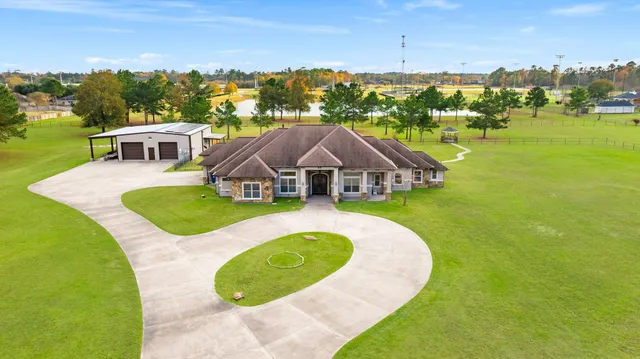 $1,395,000 | 11009 Darby Loop, Conroe, TX 77385