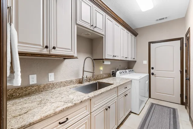 $1,395,000 | 11009 Darby Loop, Conroe, TX 77385