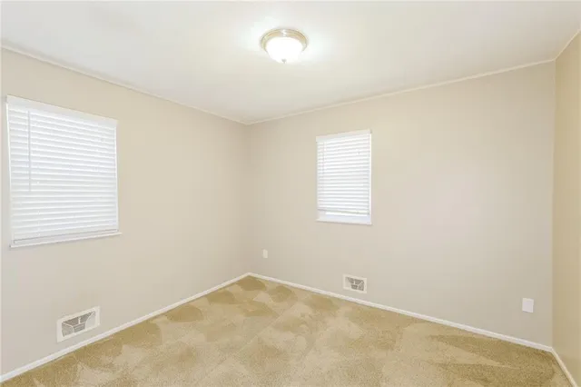 $1,540 | 11943 Sycamore Avenue, Grandview, MO 64030