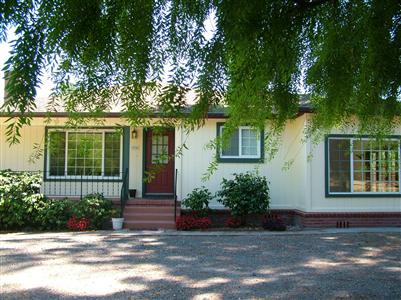 975 Pepper Road Petaluma, CA 94952 - Photo 1 of 12 Gallery Image 1