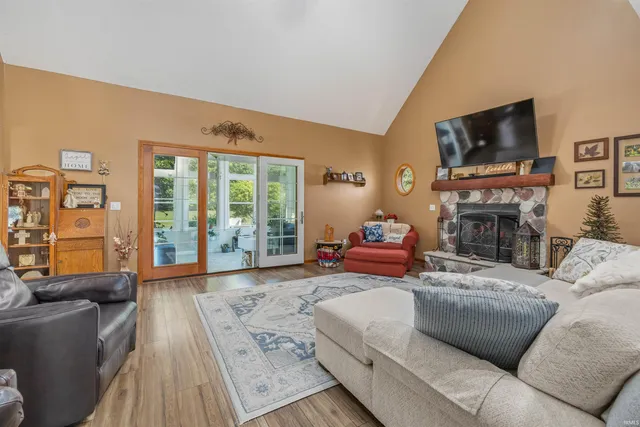 $750,000 | 15735 Thiele Road, Fort Wayne, IN 46819