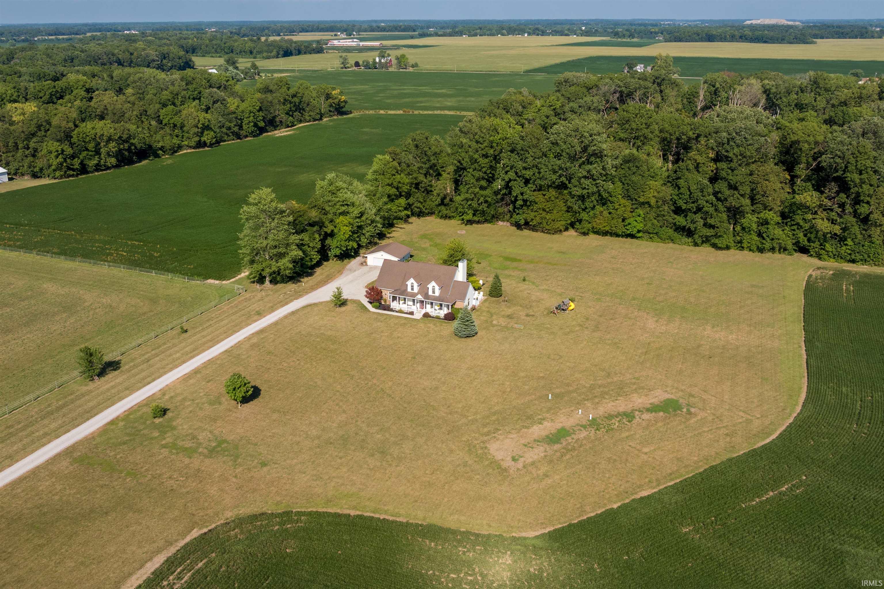 15735 Thiele Road Fort Wayne, IN 46819 - Photo 8 of 35