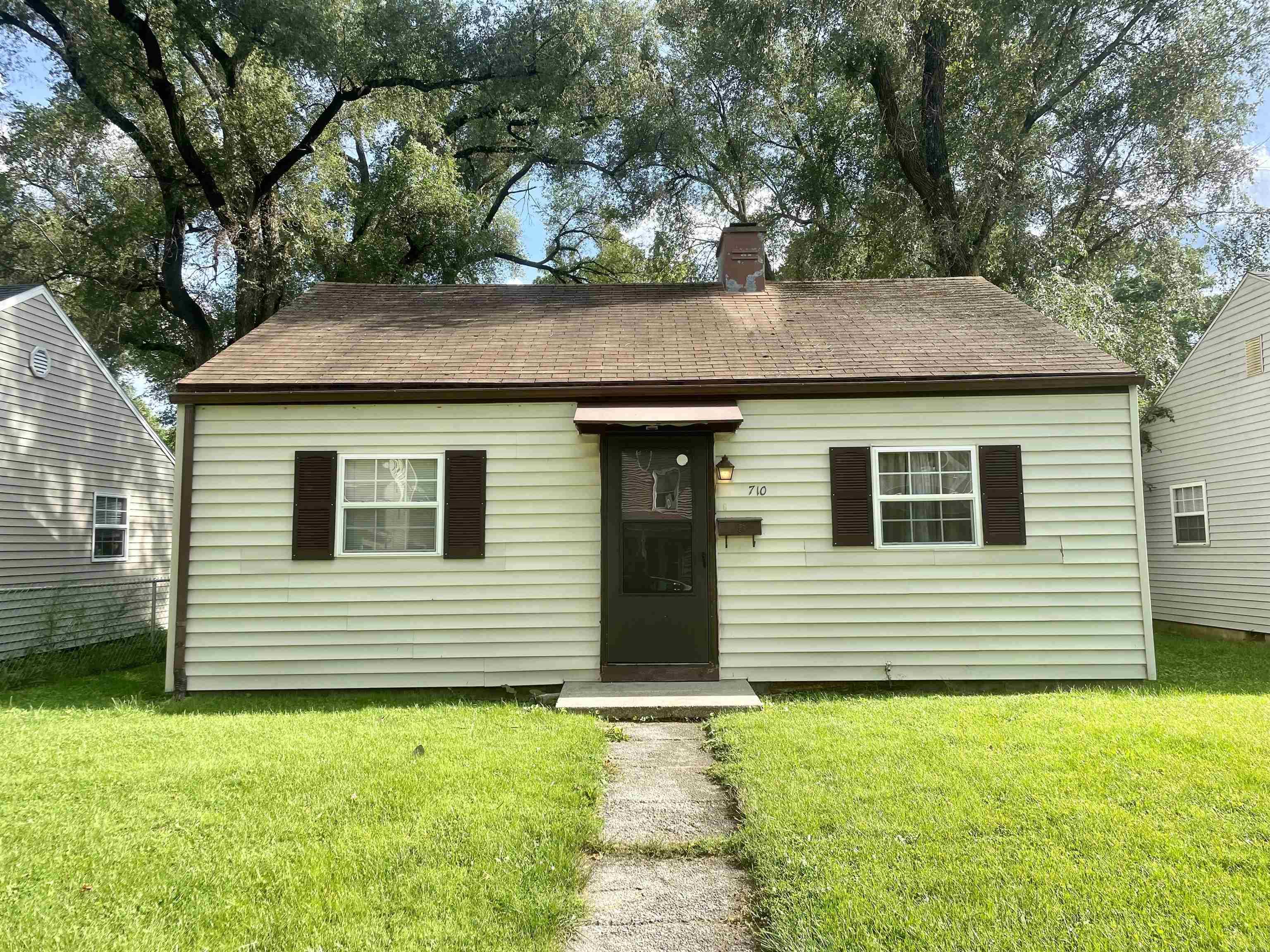 710 Prospect Avenue Fort Wayne, IN 46805 - Photo 1 of 8