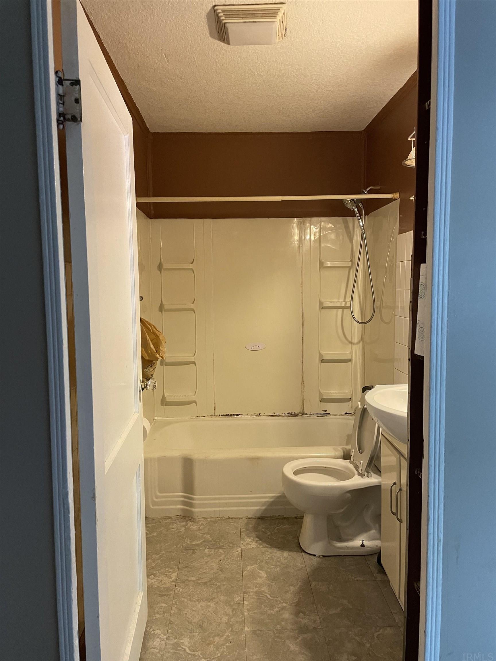 710 Prospect Avenue Fort Wayne, IN 46805 - Photo 8 of 8