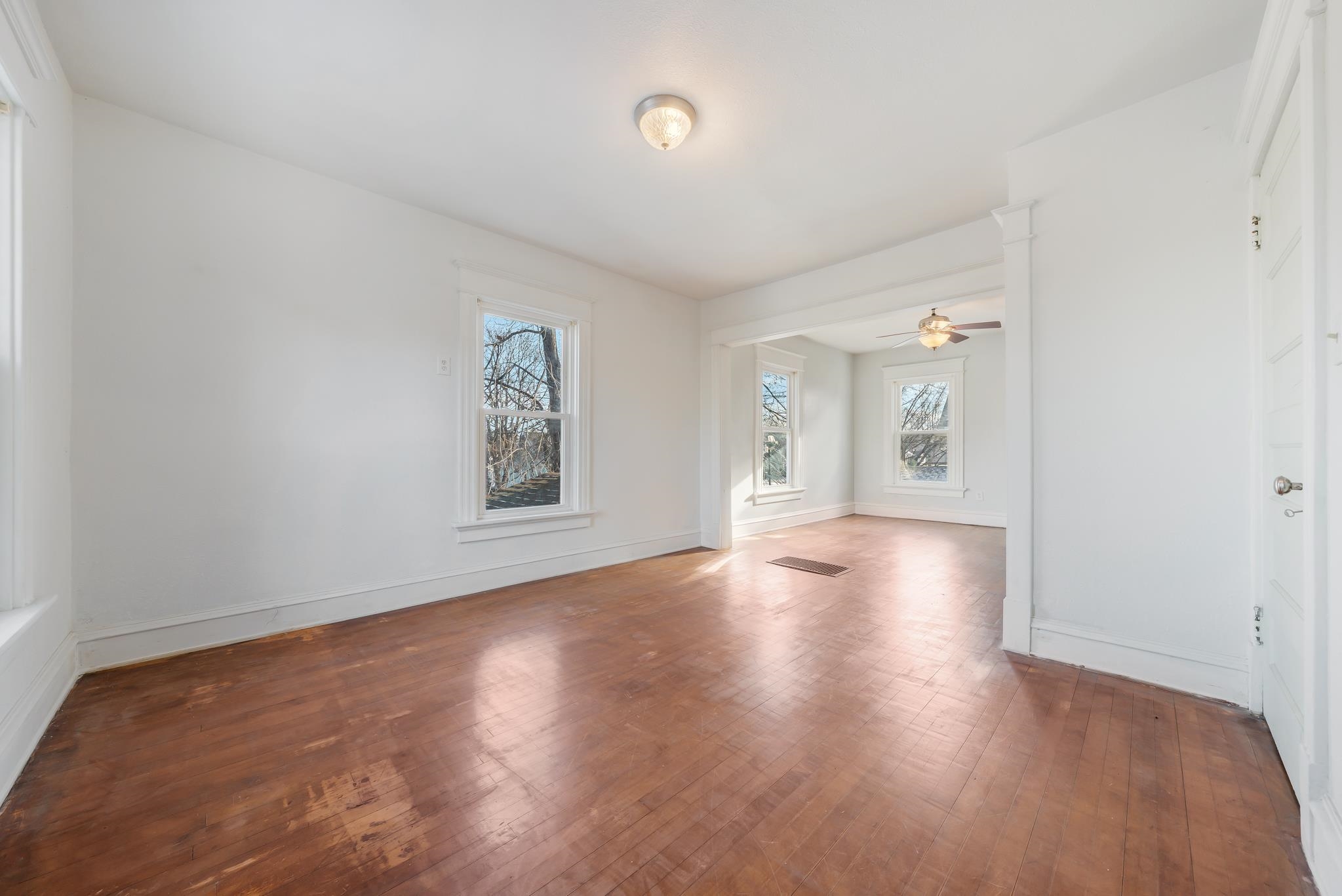 1641 Jackson Street Oshkosh, WI 54901 - Photo 12 of 28