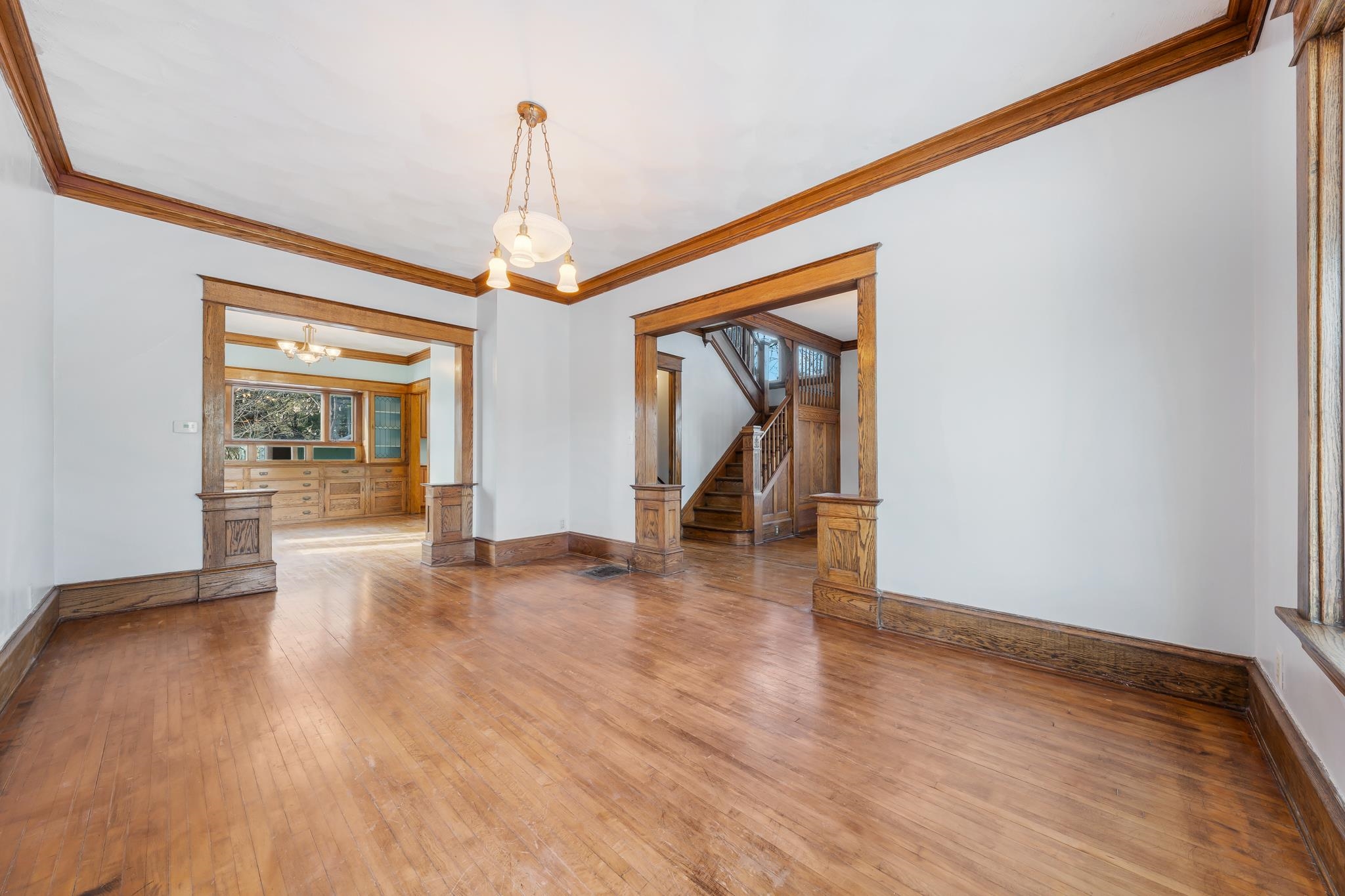 1641 Jackson Street Oshkosh, WI 54901 - Photo 4 of 28