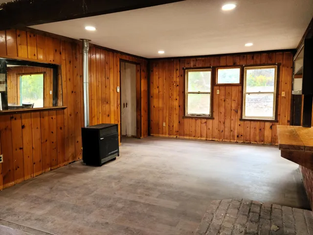 $194,900 | 3400 Beacon Drive, Anderson, CA 96007