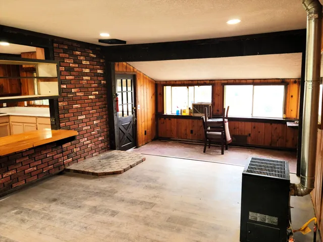 $194,900 | 3400 Beacon Drive, Anderson, CA 96007