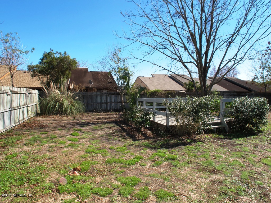 2423 Fernside Road Jacksonville, FL 32246 - Photo 15 of 32 Backyard