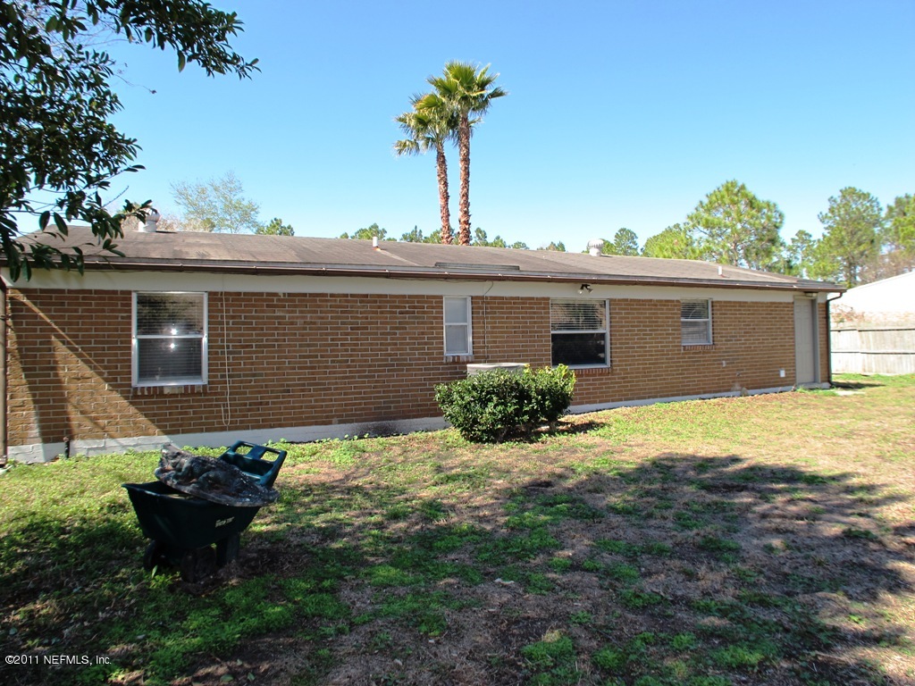 2423 Fernside Road Jacksonville, FL 32246 - Photo 10 of 32 Rear View