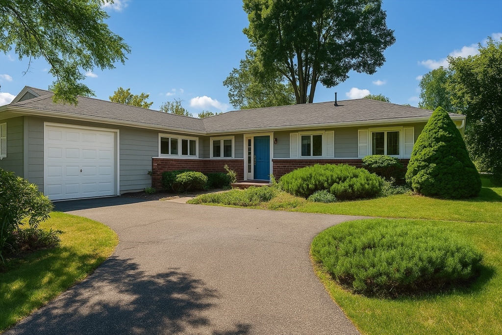 6 Herold Road Peabody, MA 01960 - Photo 1 of 24 Gallery Image 1