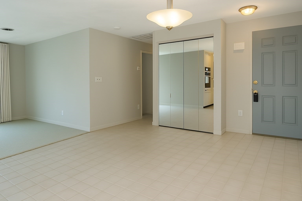 6 Herold Road Peabody, MA 01960 - Photo 12 of 24 Gallery Image 12