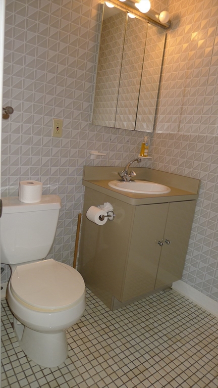6 Herold Road Peabody, MA 01960 - Photo 19 of 24 Gallery Image 19