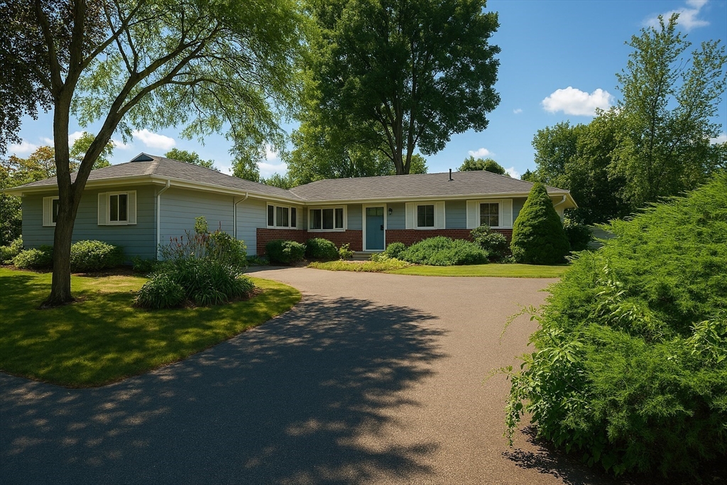 6 Herold Road Peabody, MA 01960 - Photo 2 of 24 Gallery Image 2