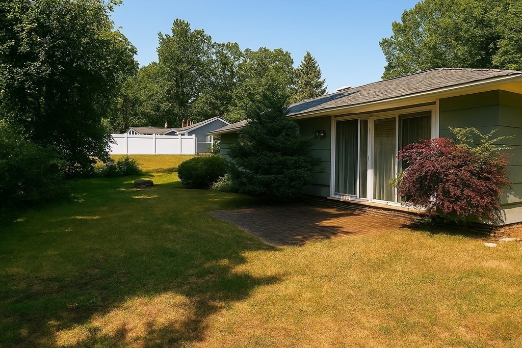 6 Herold Road Peabody, MA 01960 - Photo 23 of 24 Gallery Image 23