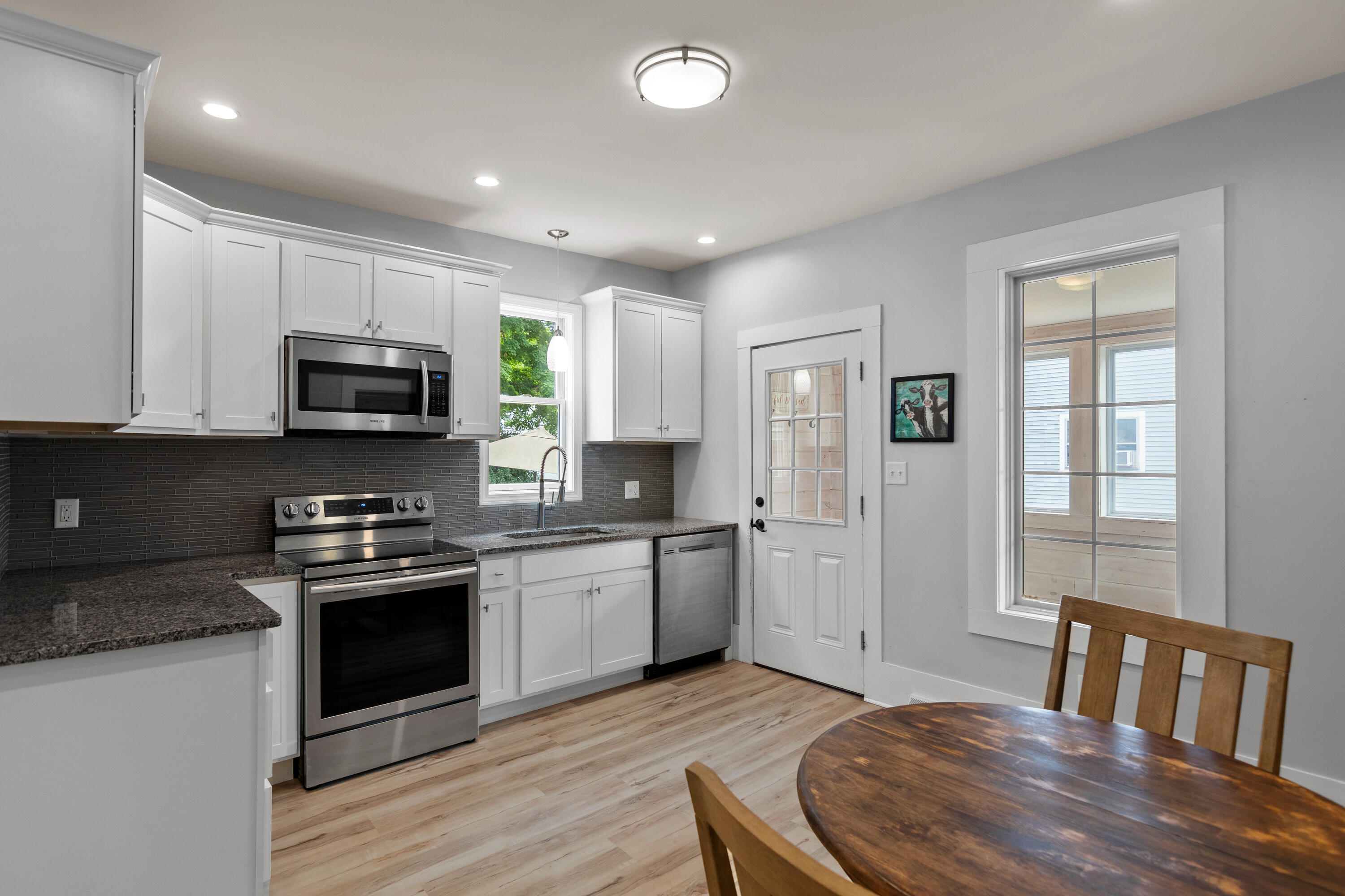 46 Goodwin Street, Unit 2 South Berwick, ME 03908 - Photo 5 of 42 13-print-46 Goodwin St South Berwick ME-